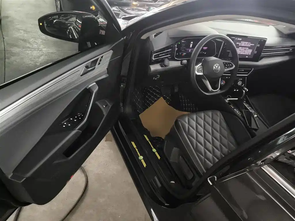 Volkswagen Sagitar 2023 300TSI DSG Surpassing Edition фото 16