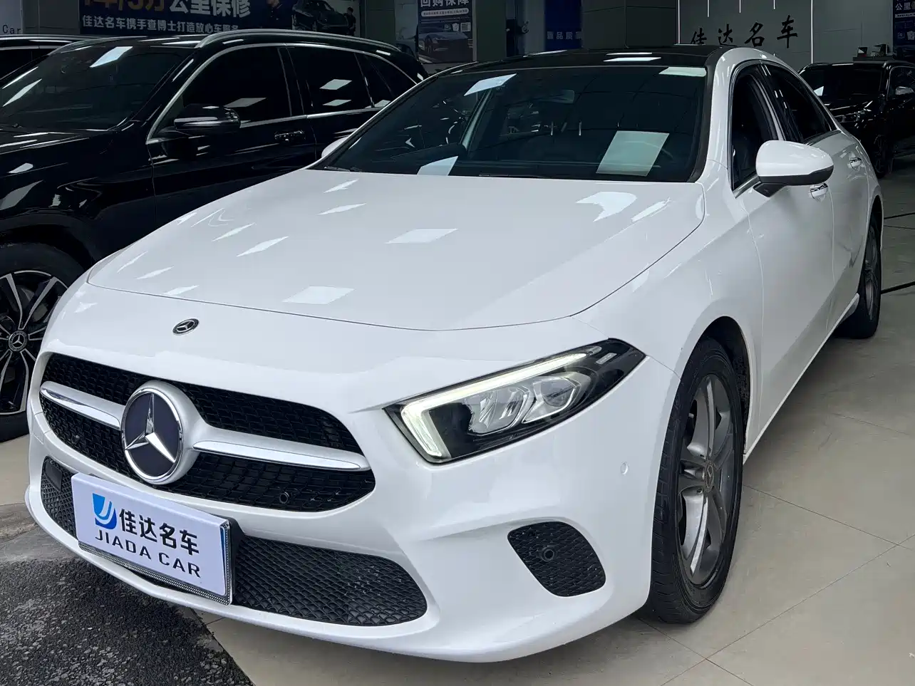 Mercedes-Benz A-Class 2019 A 200 L