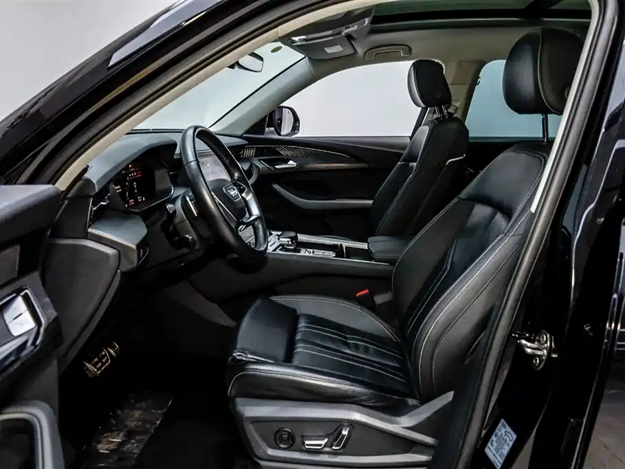 Audi Q6 2024 40 TFSI quattro Cloud View Yulin Package 7-seater фото 8