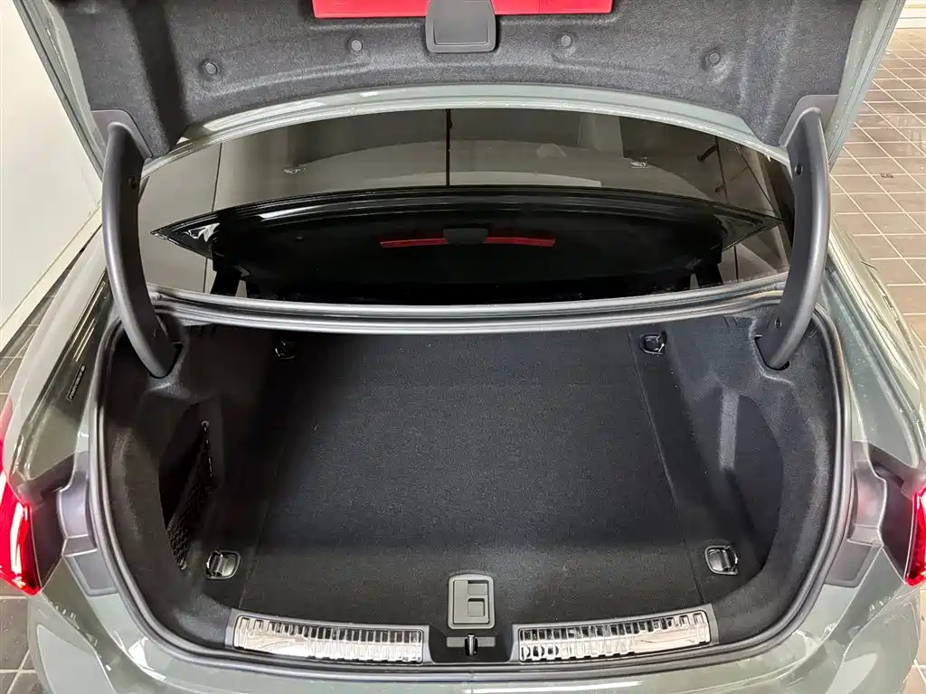 Audi A5L 2025 2.0T Sport Edition quattro фото 13