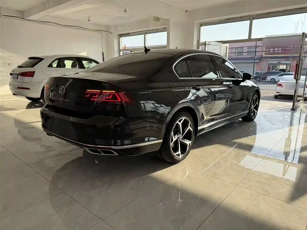Volkswagen Magotan 2023 2 Million Units Anniversary Edition 330TSI DSG Leading Type фото 12