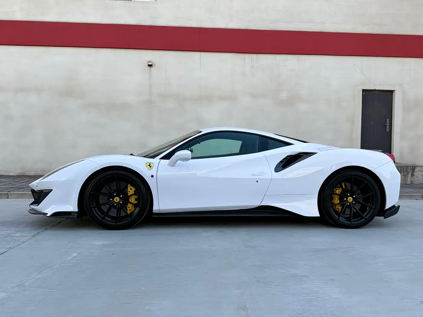 Ferrari 488 2015 488 GTB фото 3
