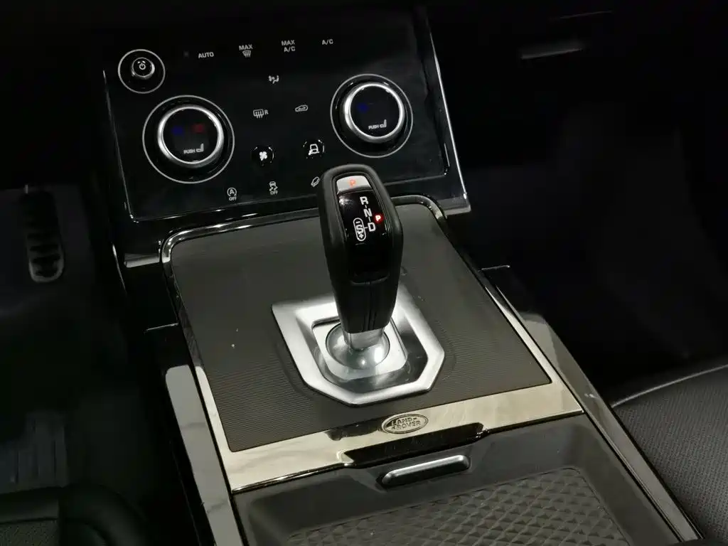 Land Rover Range Rover Evoque 2020 Model 249PS R-DYNAMIC S Gloss Black Sport Edition фото 13