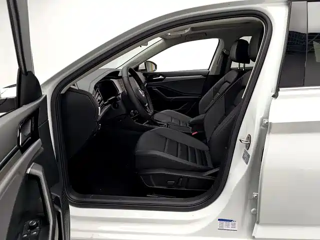 Volkswagen Sagitar 2022 280TSI DSG Surpassing Edition фото 12
