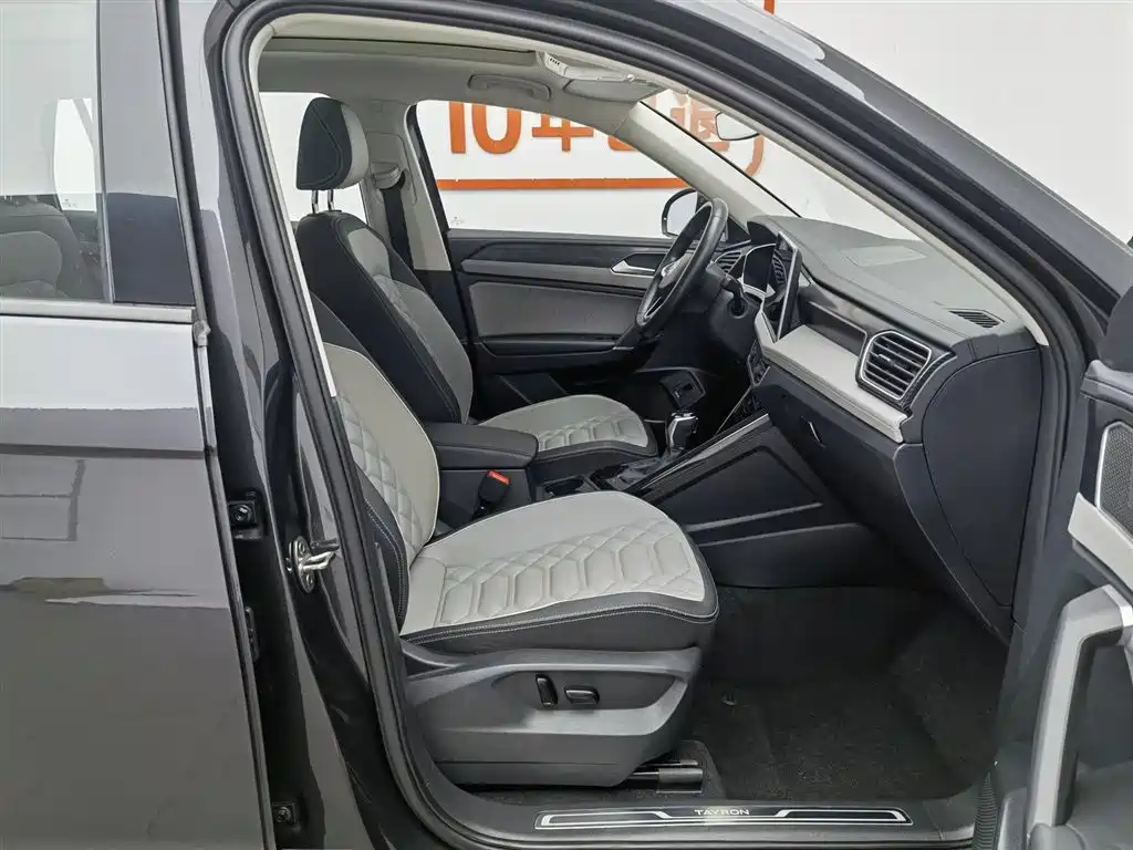 Volkswagen Tayron 2023 330TSI 2WD Luxury Plus Advanced Edition фото 23