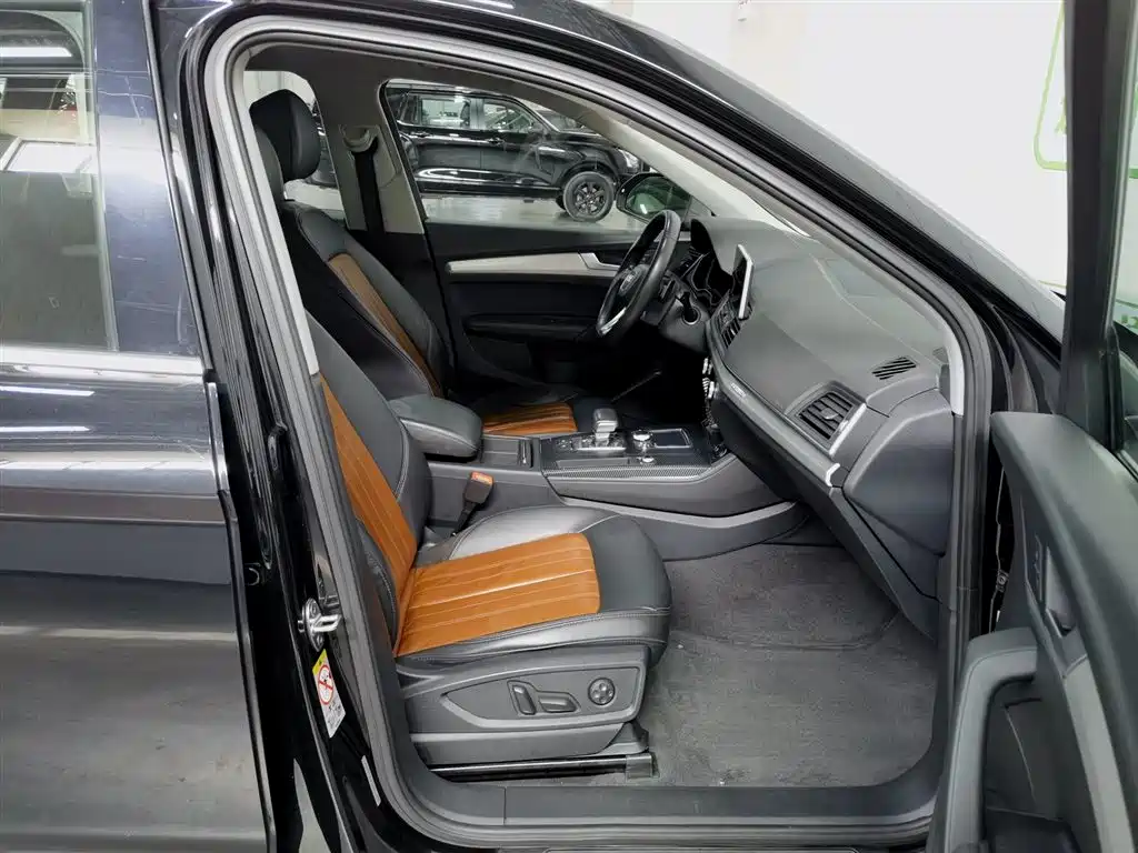 Audi Q5L 2020 40 TFSI Prestige Fashion фото 23