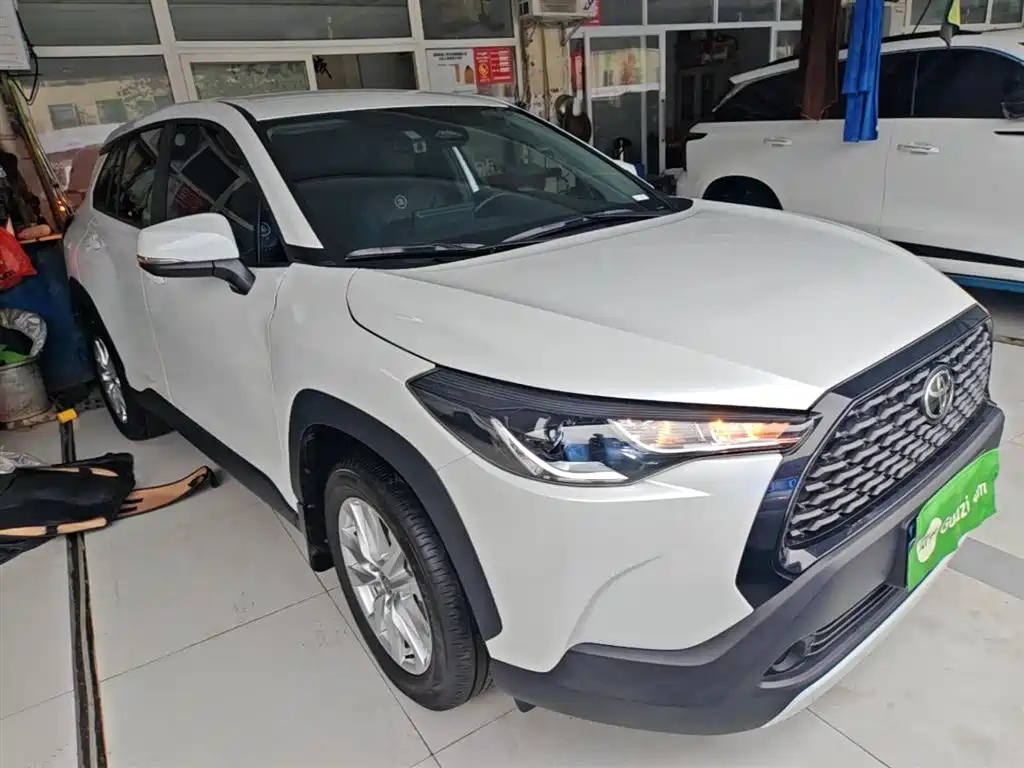 Toyota Corolla Cross 2023 2.0L Pioneer Edition фото 4