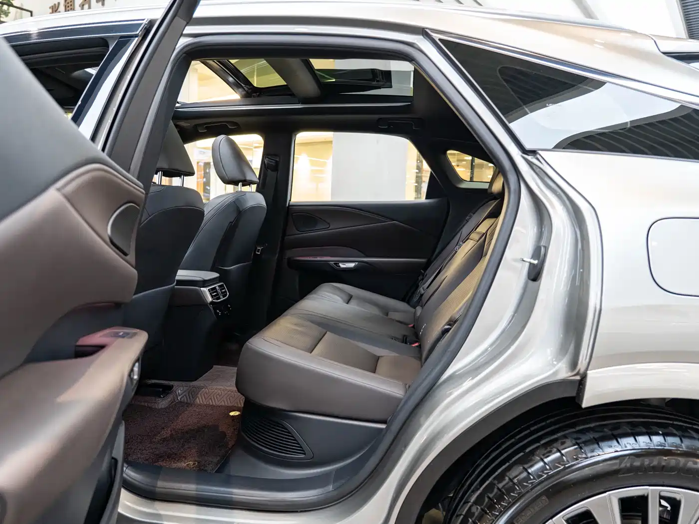 Lexus RX 2025 2025 350h 4WD Premium Edition