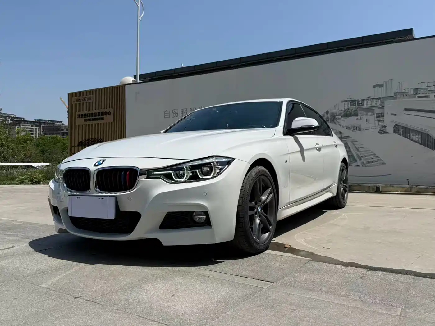 BMW 3 Series 2018 320i M Sport Package фото 3