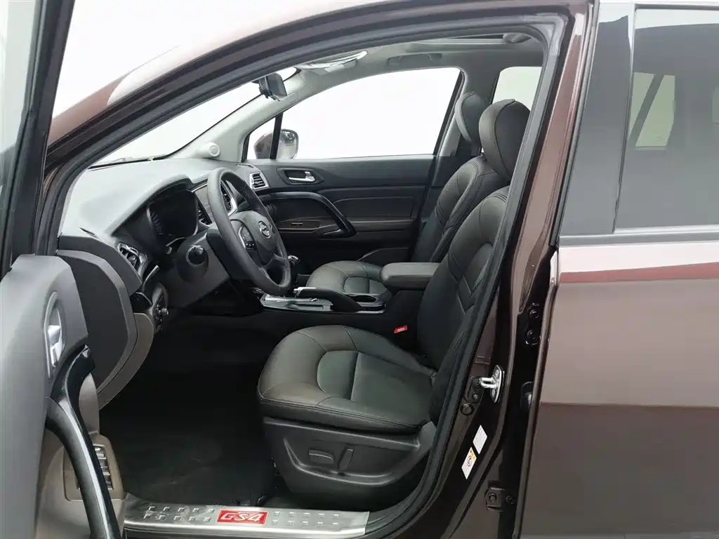 GAC Trumpchi Trumpchi GS4 2016 235T Manual Luxury Edition фото 10