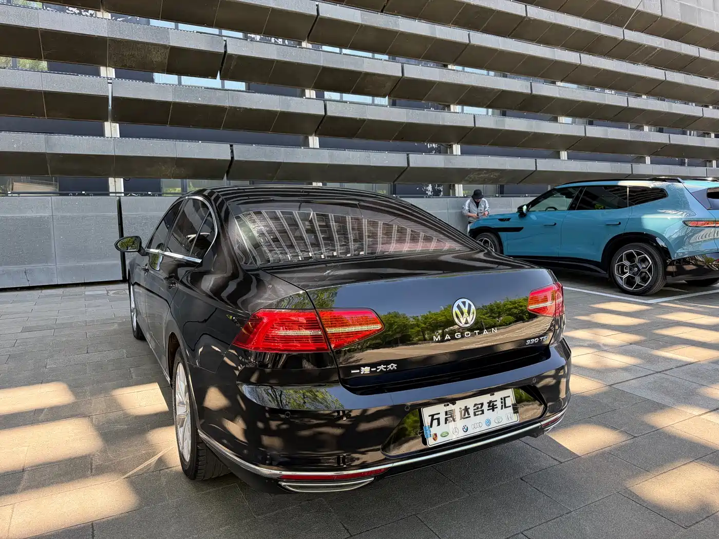 Volkswagen Magotan 2017 330TSI DSG Luxury фото 6