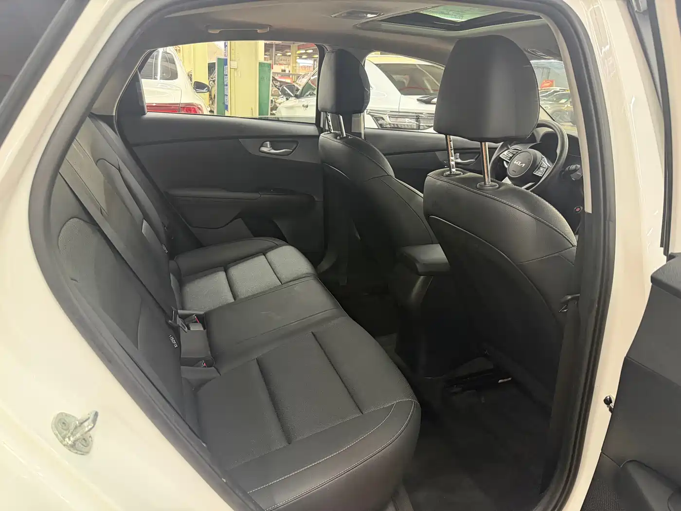 Kia K3 2021 Facelift 1.5L CVT Youth Edition фото 10