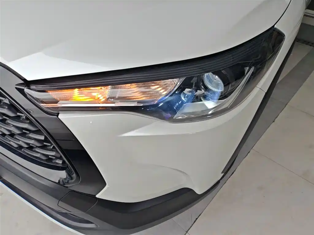 Toyota Corolla Cross 2023 2.0L Pioneer Edition фото 24