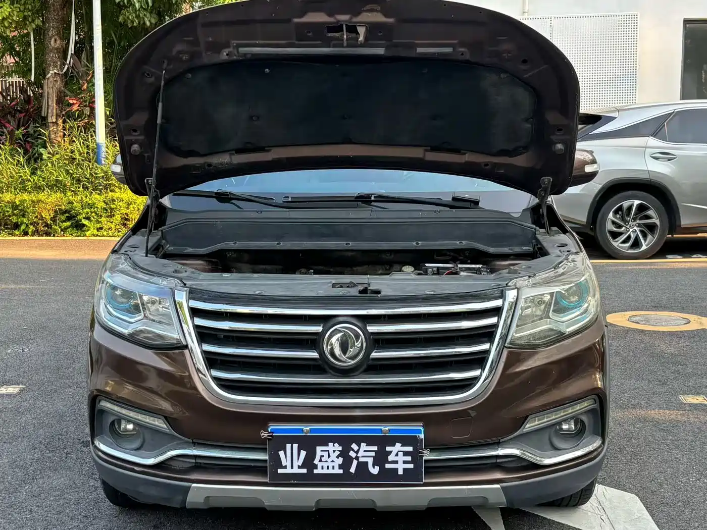 Dongfeng Fengxing Fengxing SX6 2017 2016 1.6L Manual Luxury
