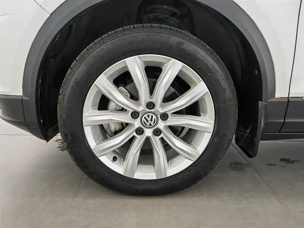 Volkswagen T-ROC 2020 280TSI DSG FWD Elite фото 17