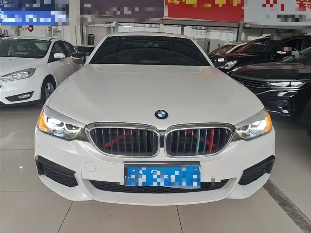 BMW 5 Series 2020 525Li M Sport Package фото 3