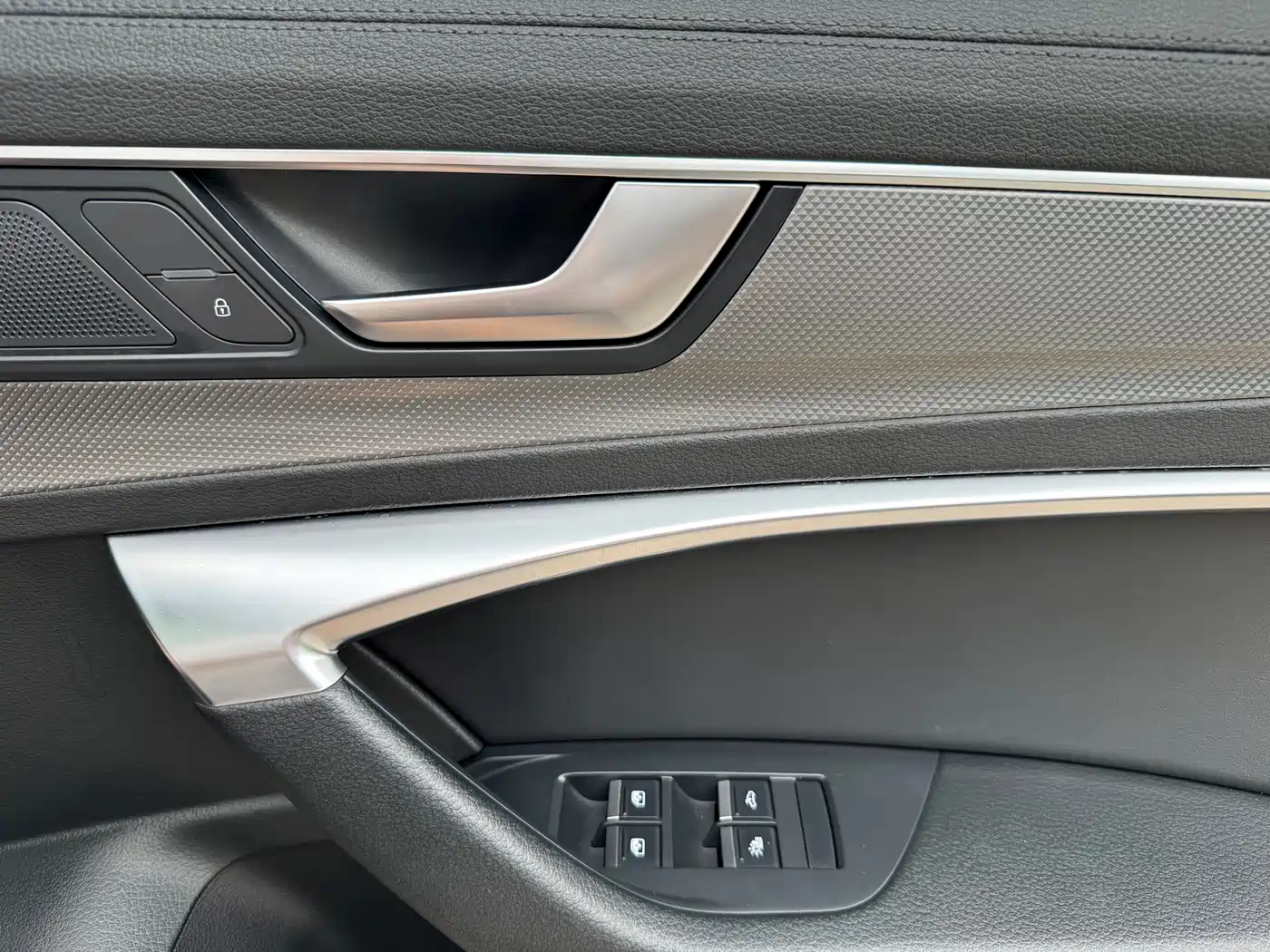 Audi A6L 2019 40 TFSI Luxury Dynamic фото 16