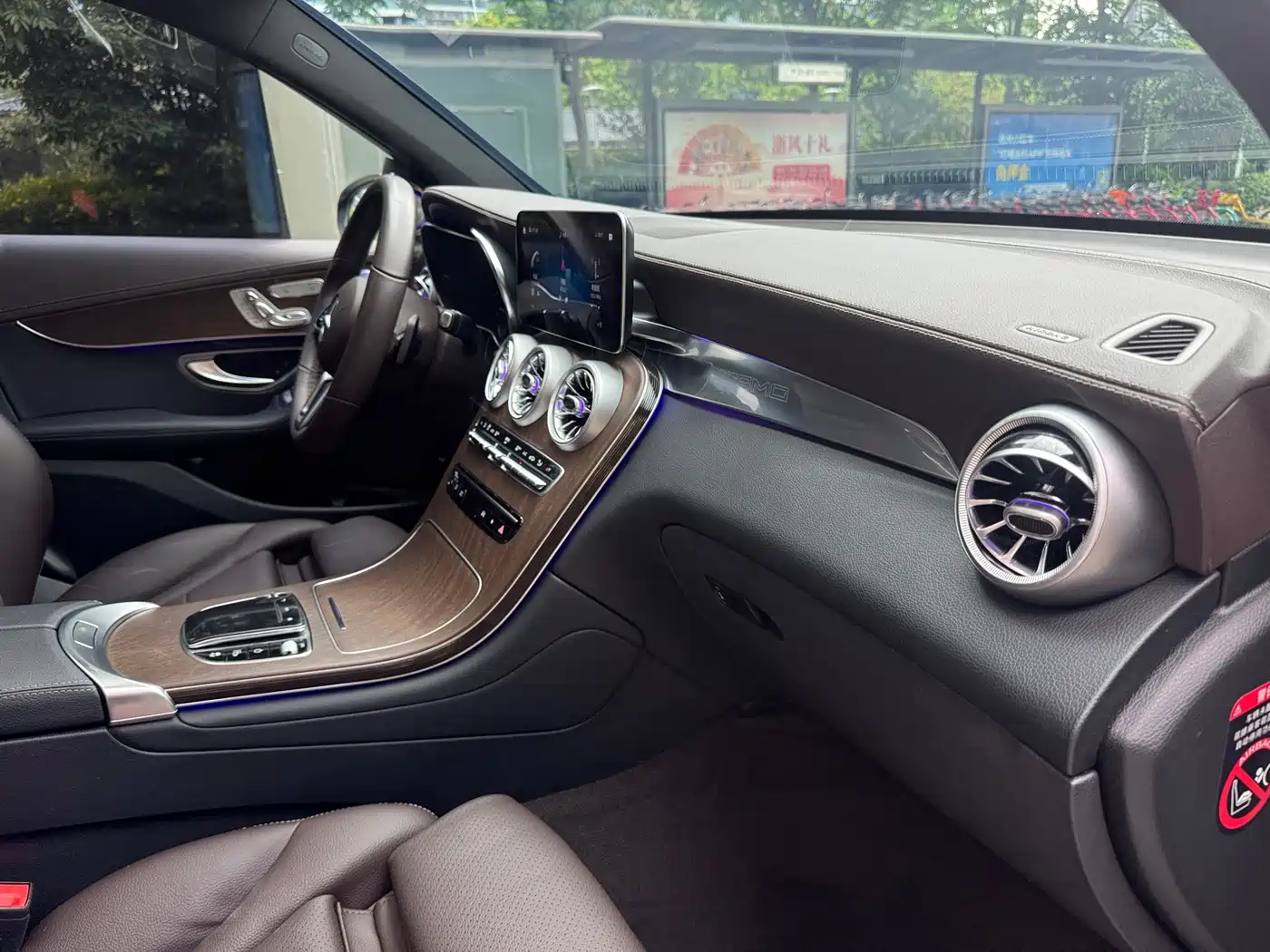 Mercedes-Benz GLC 2022 Facelift GLC 300 L 4MATIC Dynamic Collector's Edition фото 16