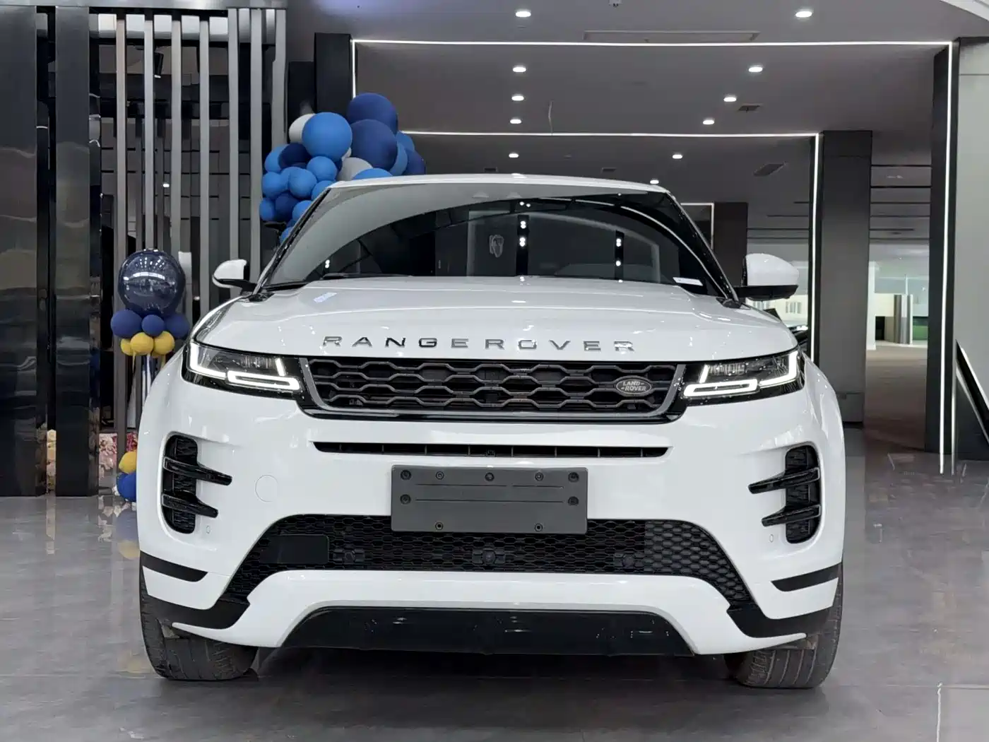 Land Rover Range Rover Evoque 2020 249PS R-DYNAMIC S Sport Edition фото 2