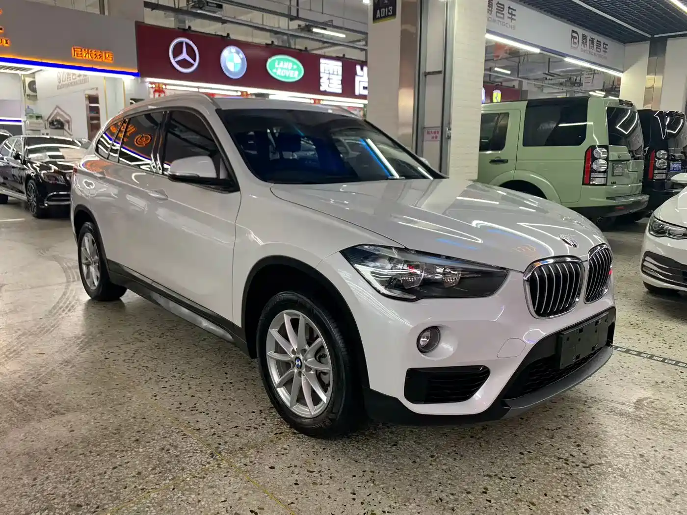 BMW X1 2019 sDrive18Li Fashion Model фото 2