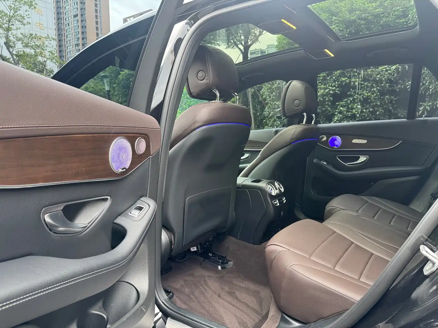 Mercedes-Benz GLC 2022 Facelift GLC 300 L 4MATIC Dynamic Collector's Edition фото 10