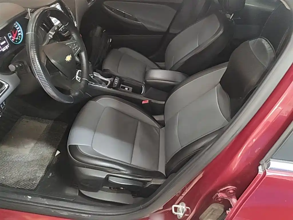 Chevrolet Cruze 2018 320 Automatic Xuanfeng Urban Edition фото 15