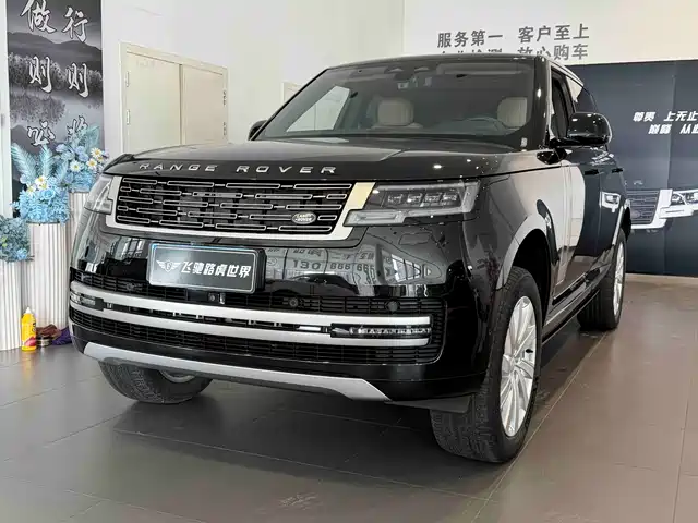 Land Rover Range Rover 3.0 L6 400PS, Shengshi LWB