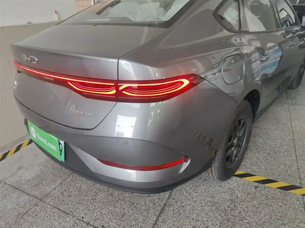 BYD Qin PLUS 2026 DM-i Smart Edition 128KM Progressive фото 24