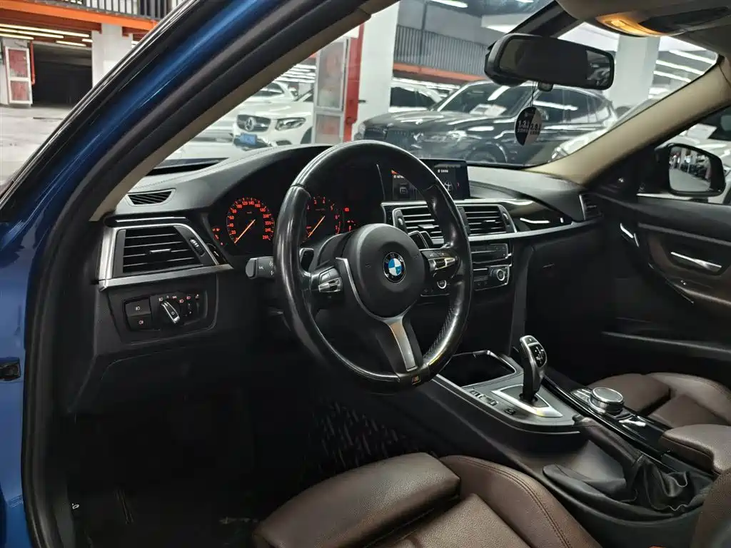 BMW 3 Series 2019 320Li M Luxury Package фото 5