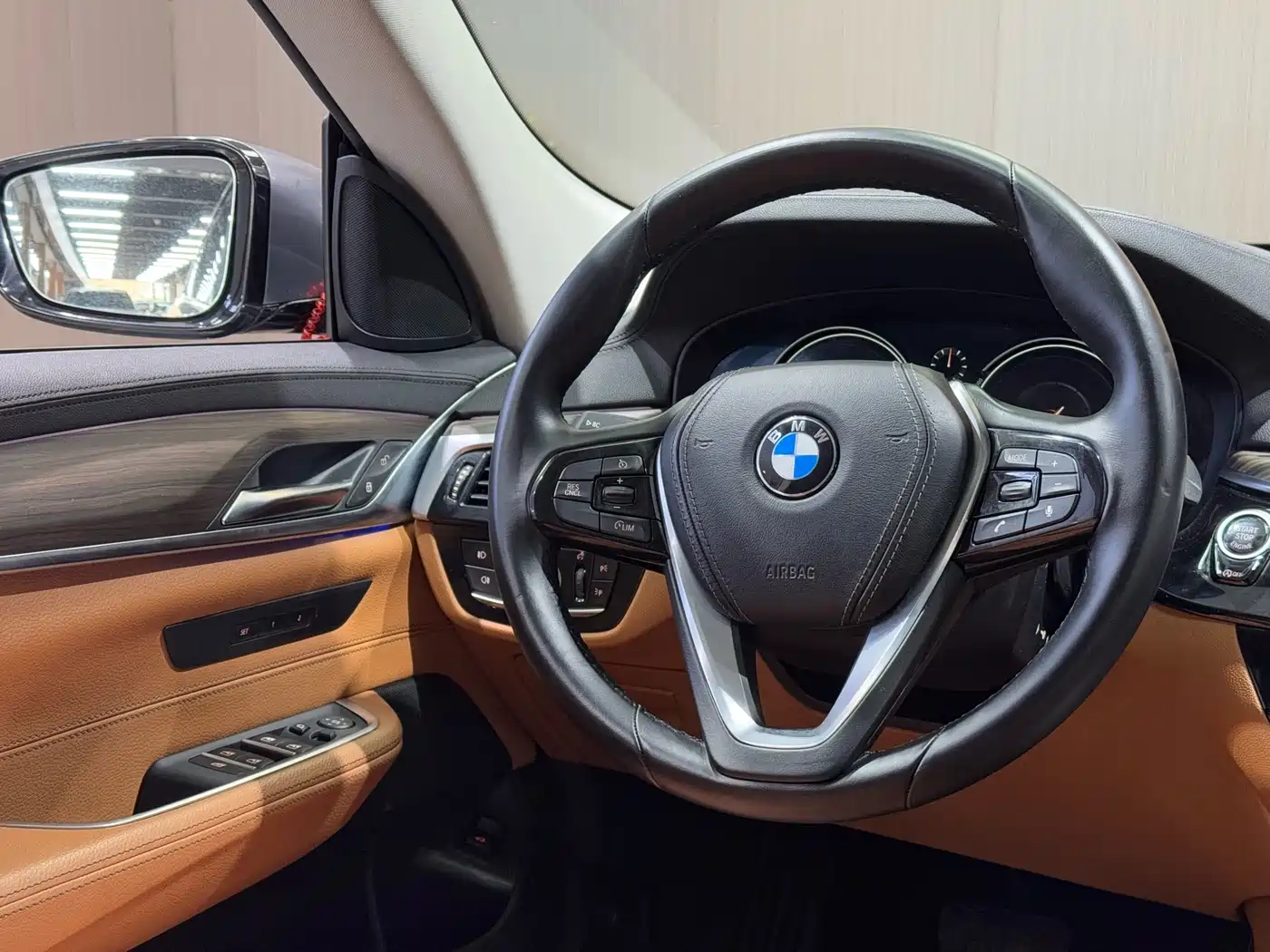 BMW 6 Series GT 2018 630i Luxury Design Package фото 15