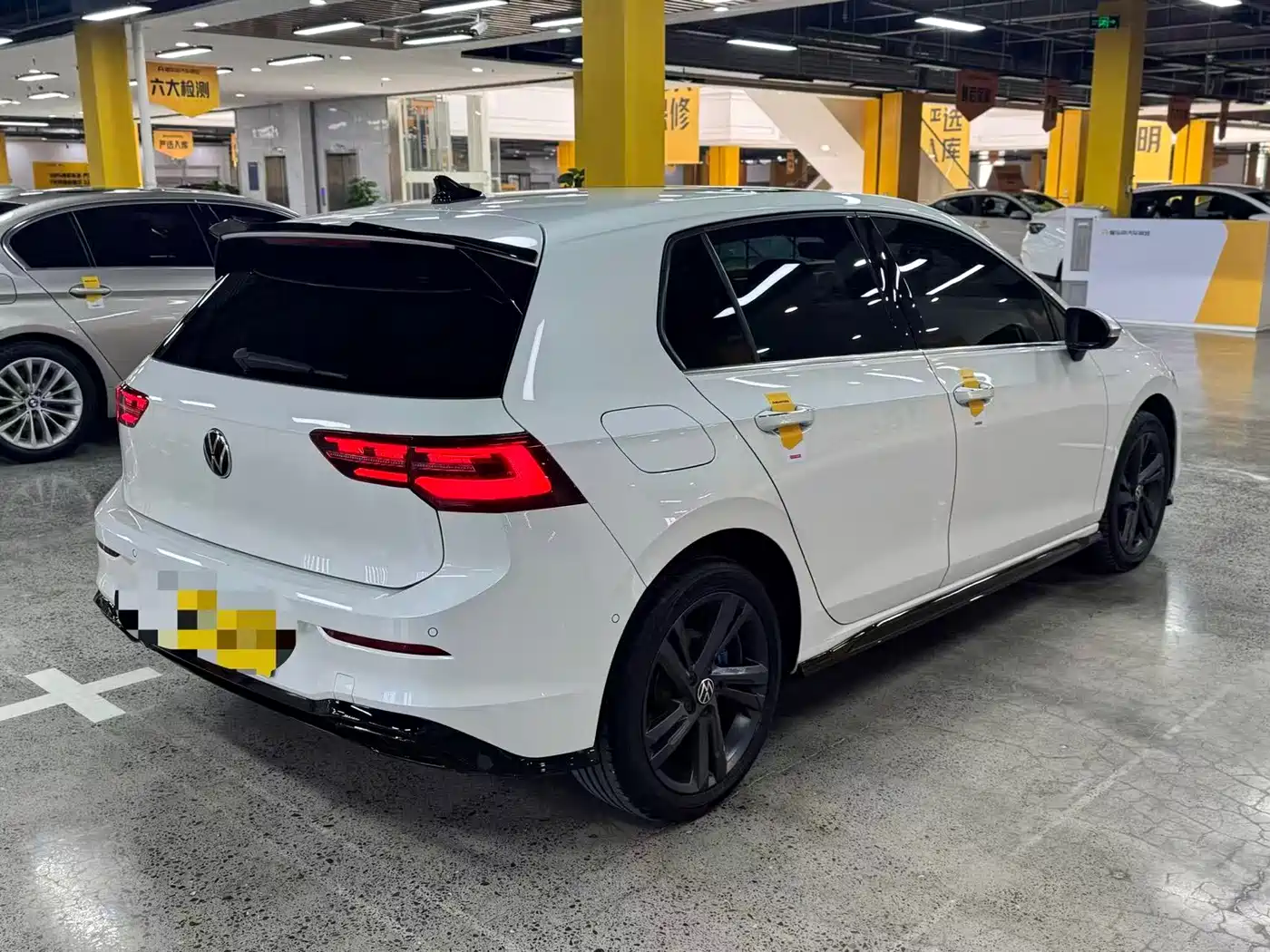 Volkswagen Golf 2023 280TSI DSG R-Line Lite фото 4