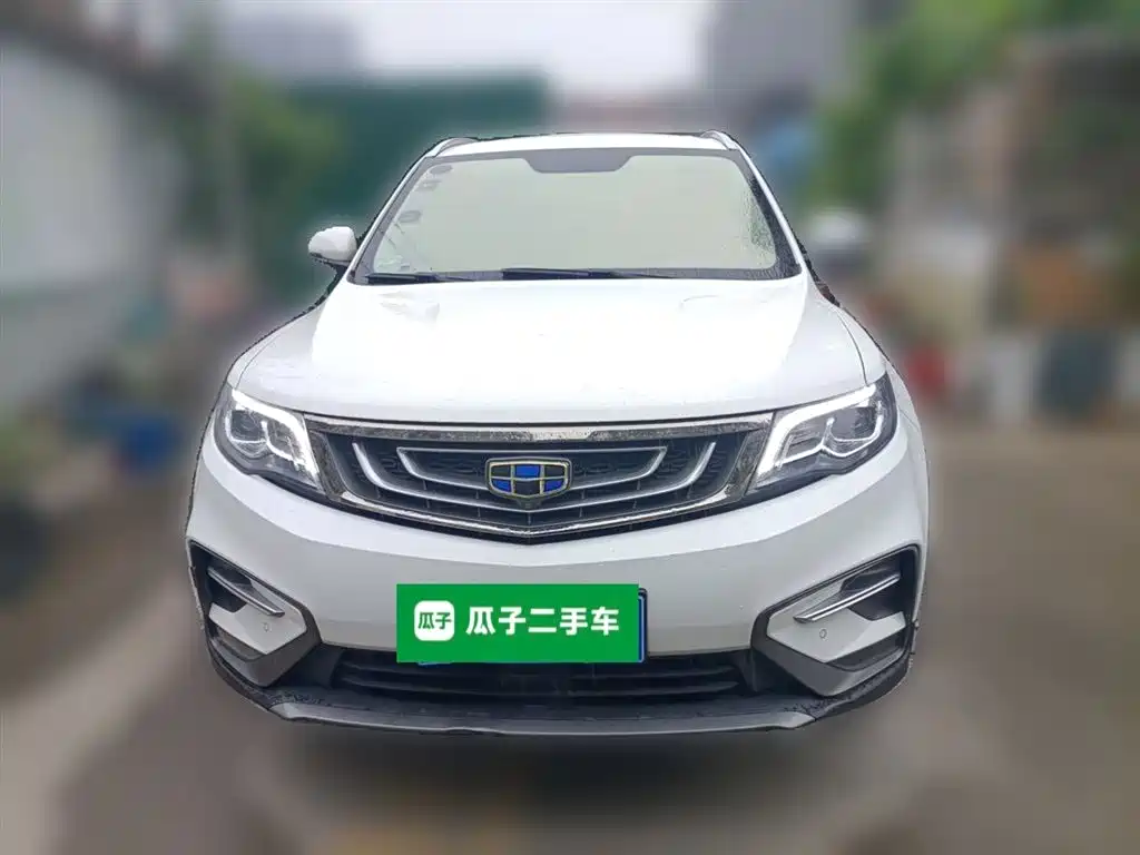 Фото 24 - Geely Boyue