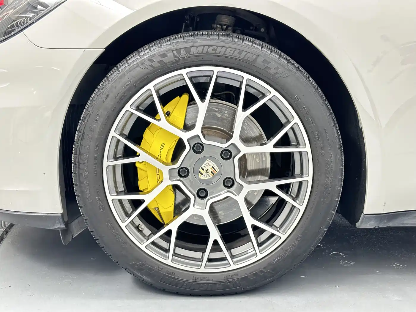 Porsche Panamera 2019 Panamera 2.9T фото 21