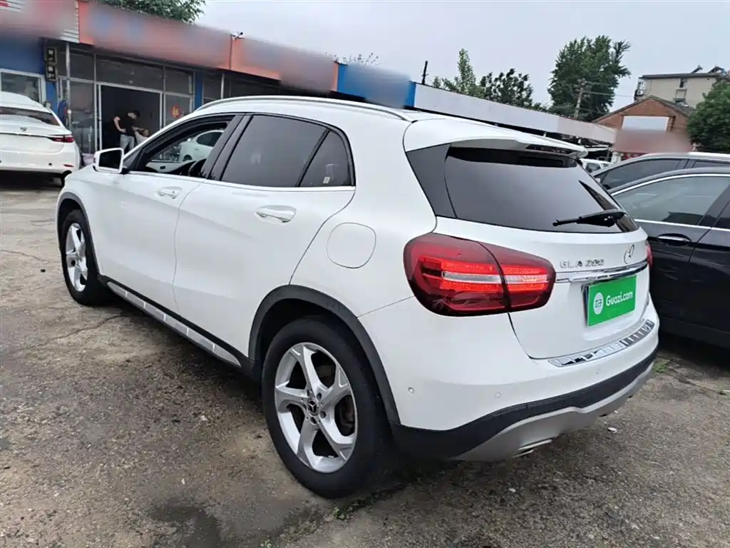 Mercedes-Benz GLA 2017 GLA 200 Dynamic фото 5