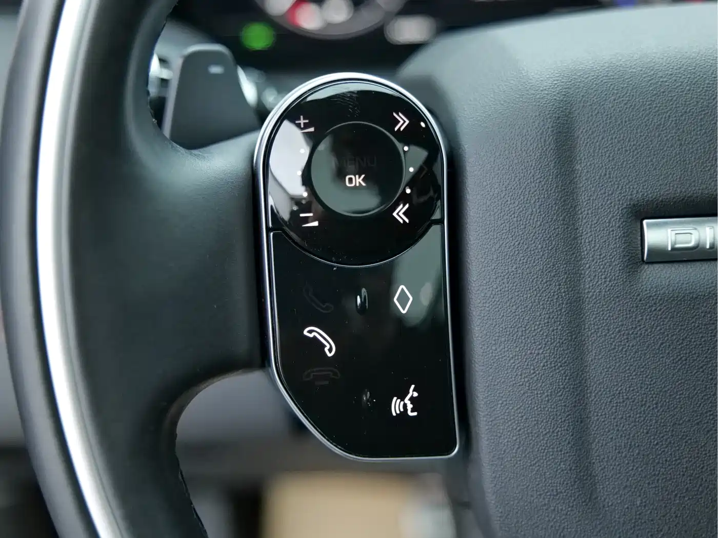 LAND ROVER DISCOVER SPORTS