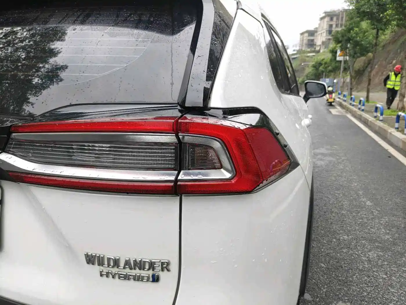 Toyota Wildlander 2021 Hybrid 2.5L E-CVT 2WD Luxury Edition фото 14