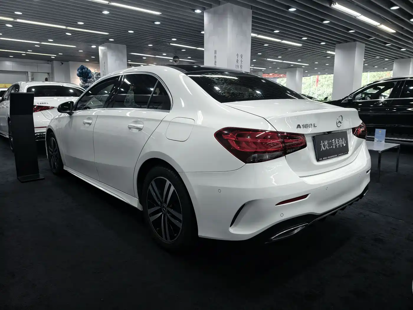 Mercedes-Benz A-Class 2019 A 180 L Sport Sedan фото 17