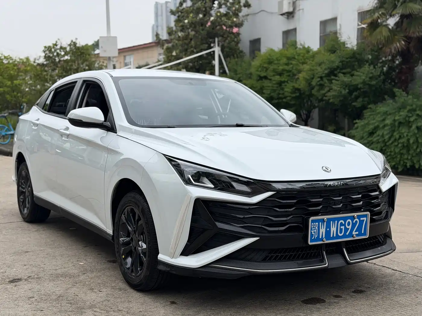 Dongfeng Aeolus Yixuan 2026 2025 1.5L Auto Luxury