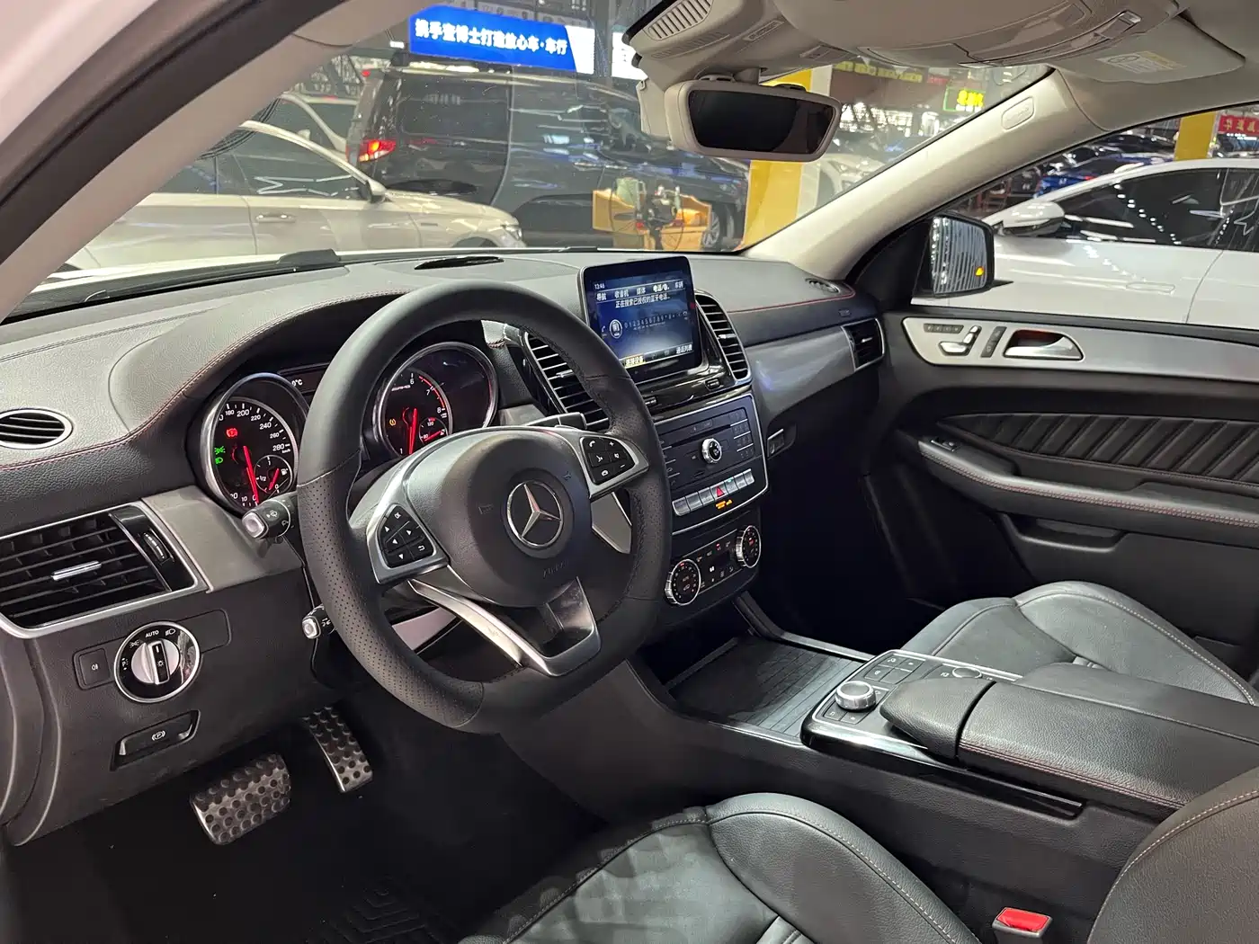Mercedes-Benz GLE Coupe AMG 2017 AMG GLE 43 4MATIC Coupe SUV фото 10