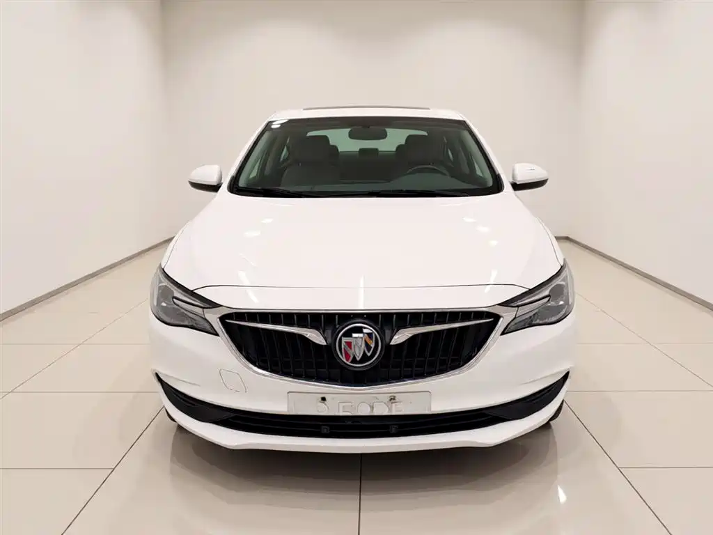 Buick Excelle 2018 15T Dual Clutch Elite (China V) фото 3