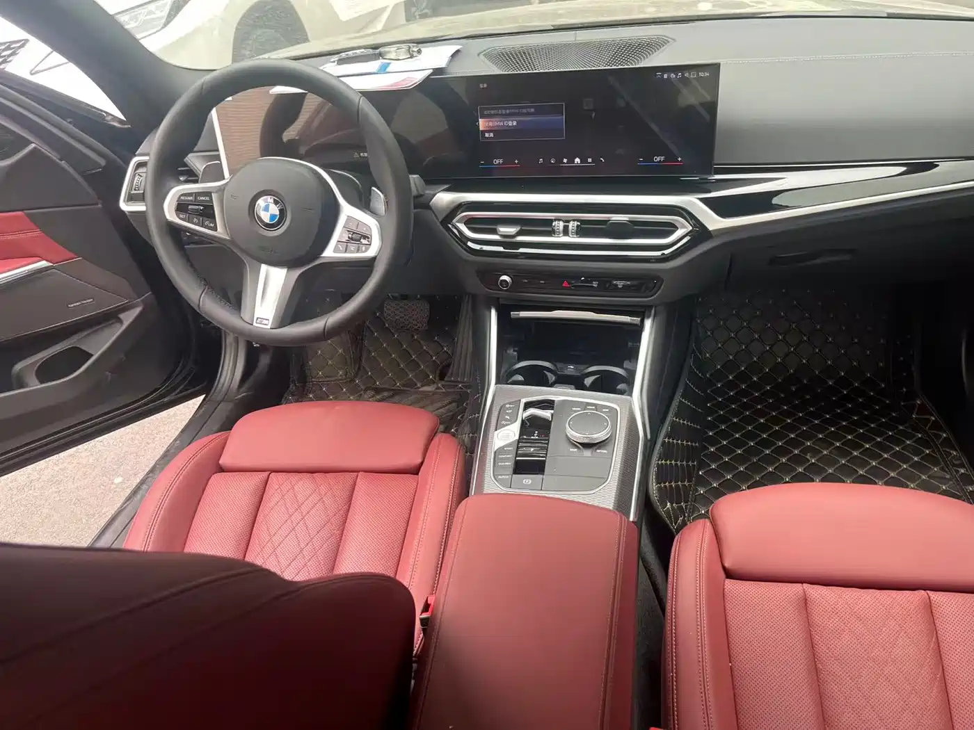 BMW 3 Series 2023 325i M Sport Black Night Package фото 4