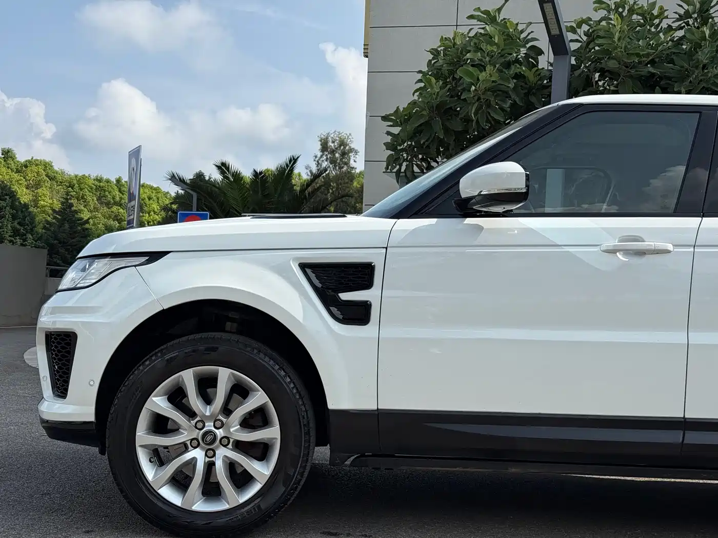 Land Rover Range Rover Sport 2014 3.0 SC V6 HSE фото 11