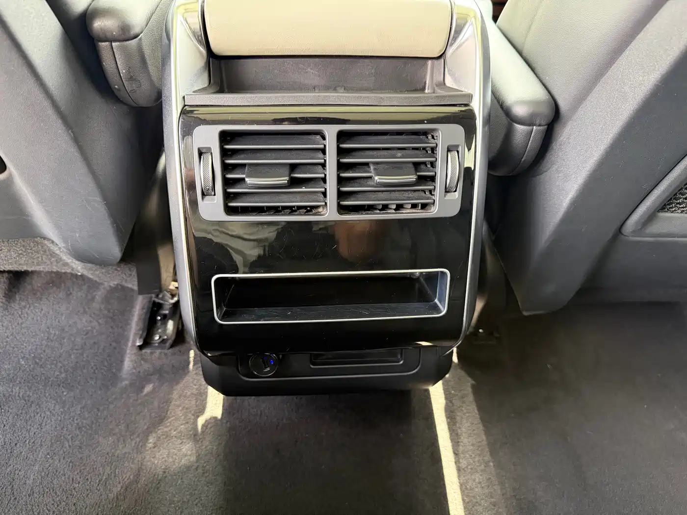 Land Rover Range Rover Sport 2014 3.0 SC V6 HSE фото 32