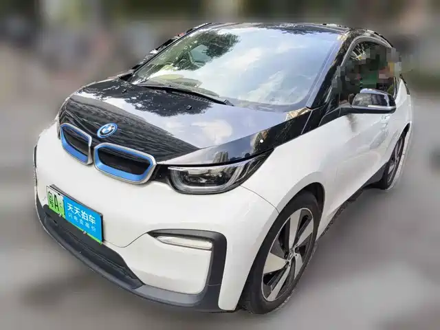 BMW i3 (Import) 2018 Luxury Edition — фото 1