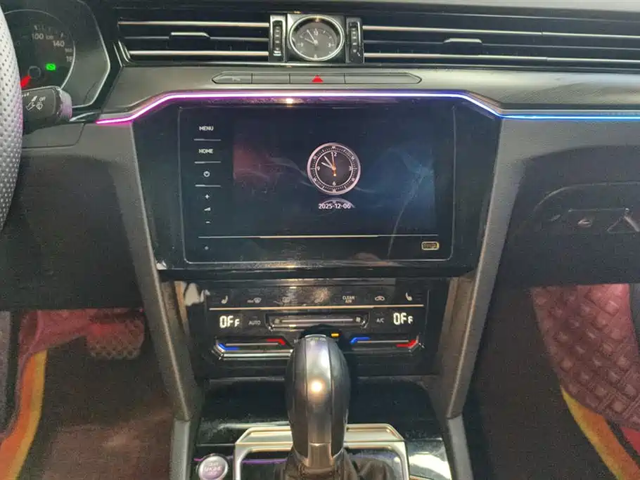 Volkswagen Magotan 2020 330TSI DSG Leading фото 13