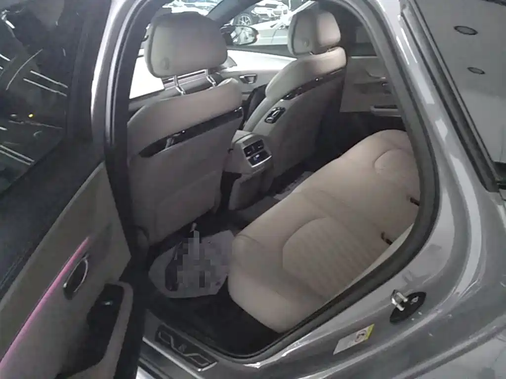 BYD Han 2025 DM-i 125KM Premium фото 17