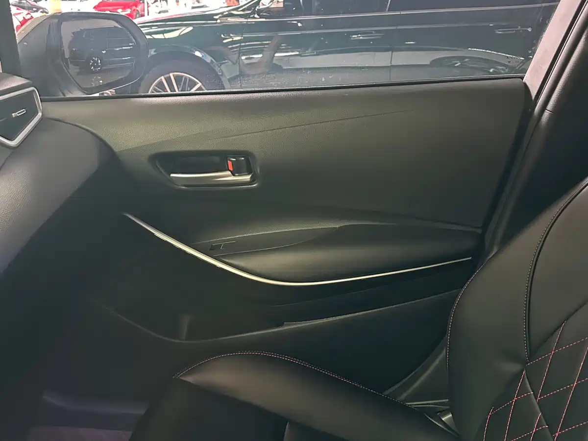 Toyota Corolla 2023 1.8L Smart Hybrid Dual Engine Elite Edition фото 21