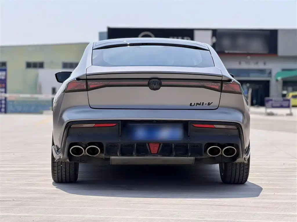 CHANGAN UNI-V