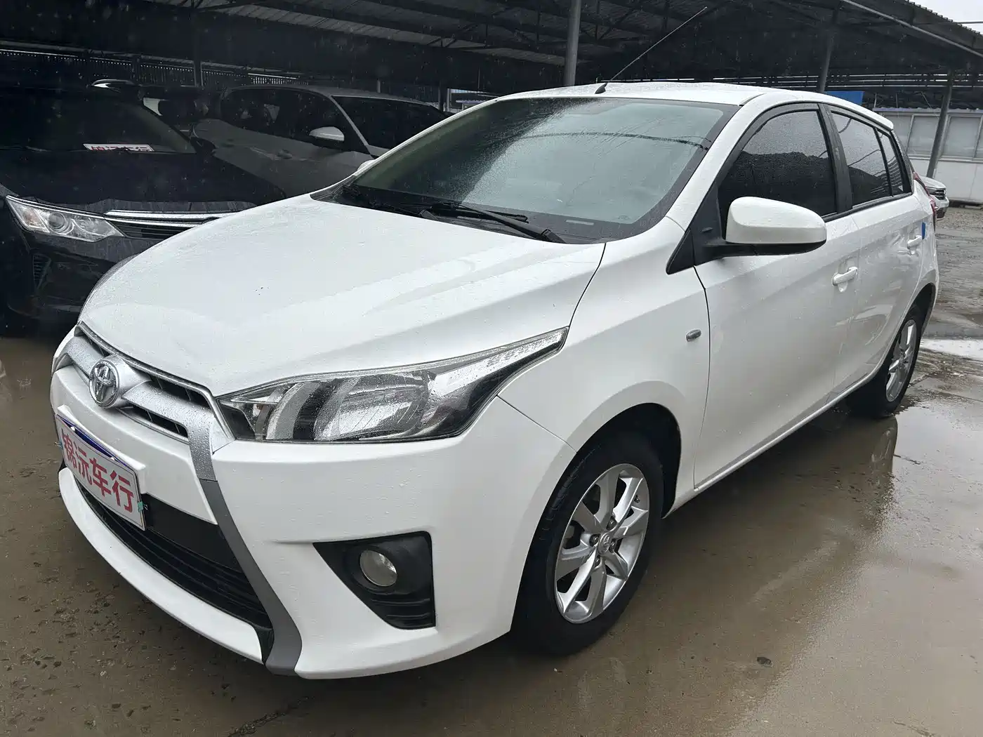 Toyota YARiS L Zhi Xuan 2014 1.5G Automatic Dynamic Edition