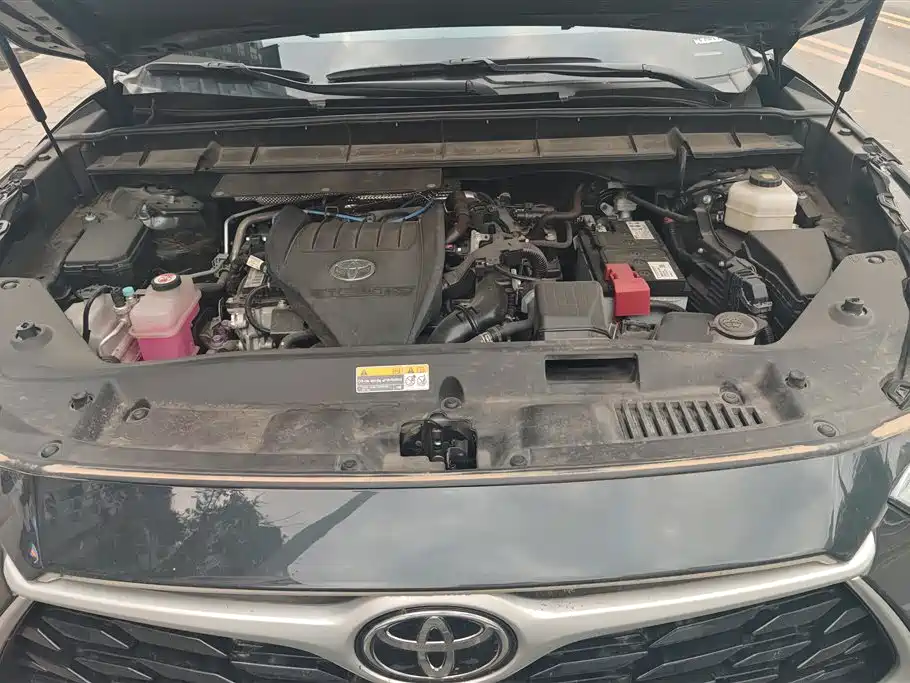 Toyota Highlander 2024 380T AWD Luxury 7-Seater фото 10